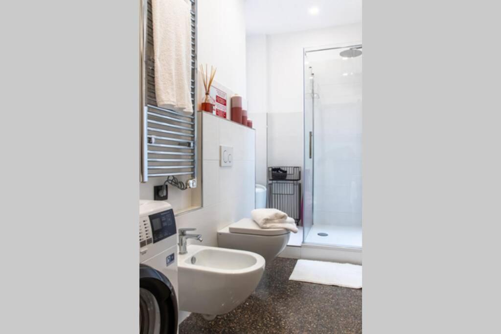 Largodoria - Viaarchivolto, Box Auto Privato Incluso Apartment Албенга Екстериор снимка