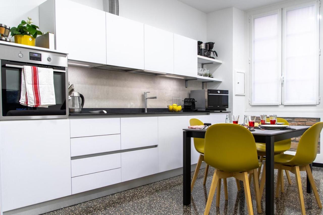 Largodoria - Viaarchivolto, Box Auto Privato Incluso Apartment Албенга Екстериор снимка